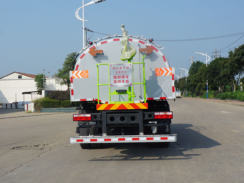 中潔牌XZL5180TYH6型綠化綜合養(yǎng)護(hù)車(chē)